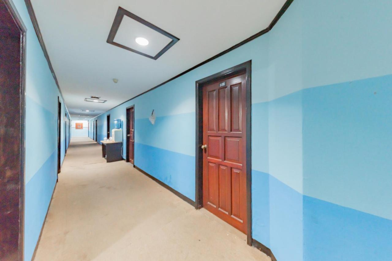 Reddoorz Near Plaza Balikpapan Hotell Eksteriør bilde