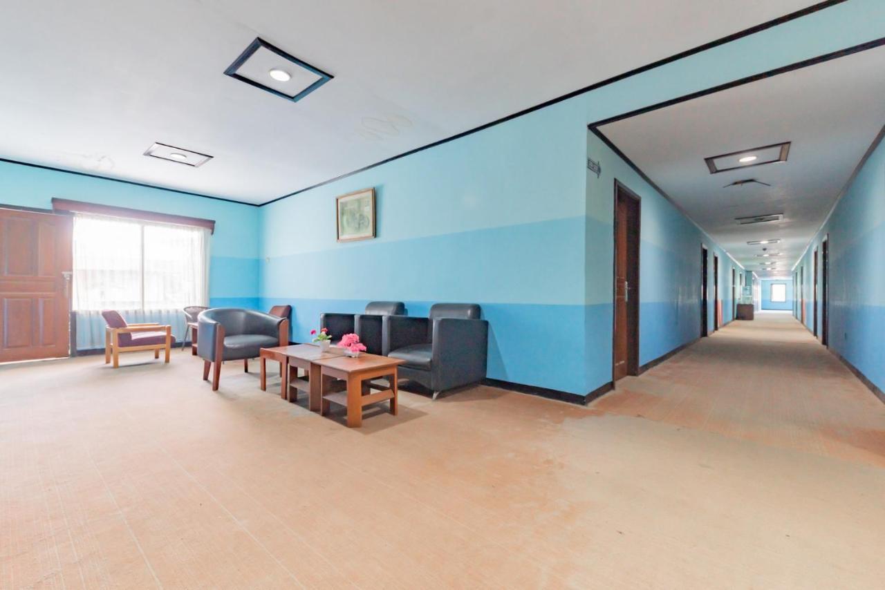 Reddoorz Near Plaza Balikpapan Hotell Eksteriør bilde
