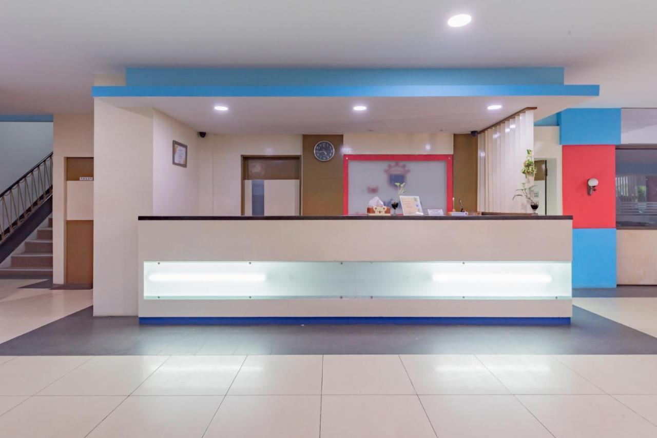 Reddoorz Near Plaza Balikpapan Hotell Eksteriør bilde