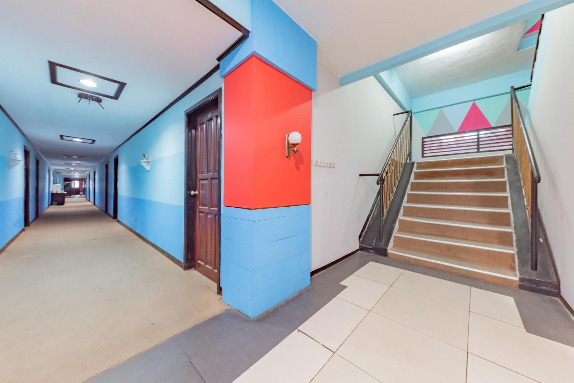 Reddoorz Near Plaza Balikpapan Hotell Eksteriør bilde