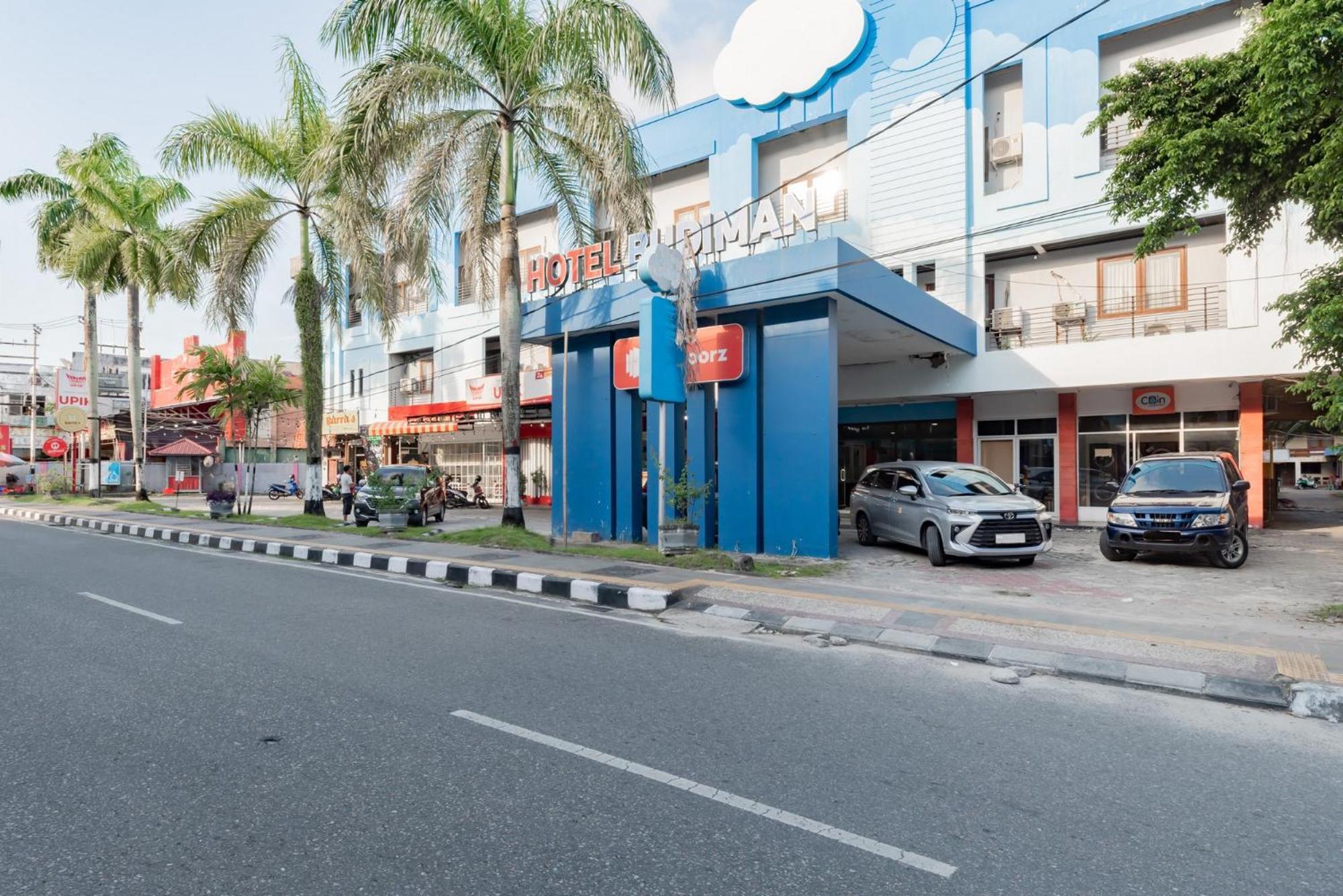 Reddoorz Near Plaza Balikpapan Hotell Eksteriør bilde